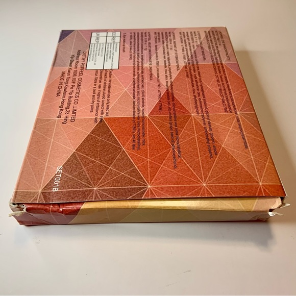 40 Color “All Your Eyes” Makeup Set Eyeshadow Palette Mascara Brush Eyeliner NEW - Picture 13 of 16